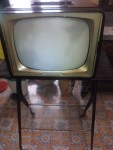 Televisore vintage. €500 - Alba Vendo televisore vintage. Anno di...