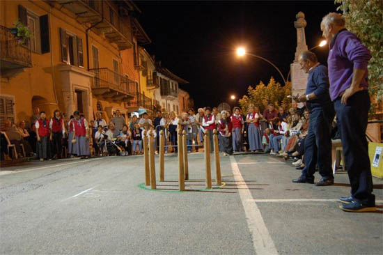 Giochi tradizionali per Sport in Piazza 2014 a Dogliani