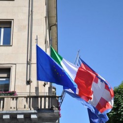 Cuneo_Palazzo-Provincia_bandiere